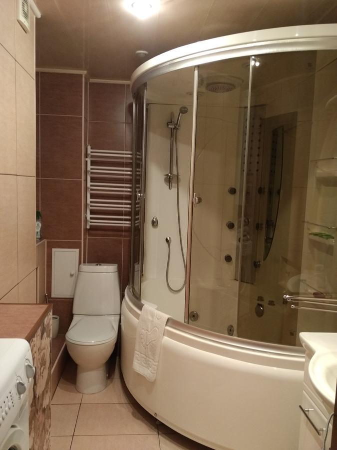 Hotel Service Predslava On Antonovicha Street Kiev Bagian luar foto